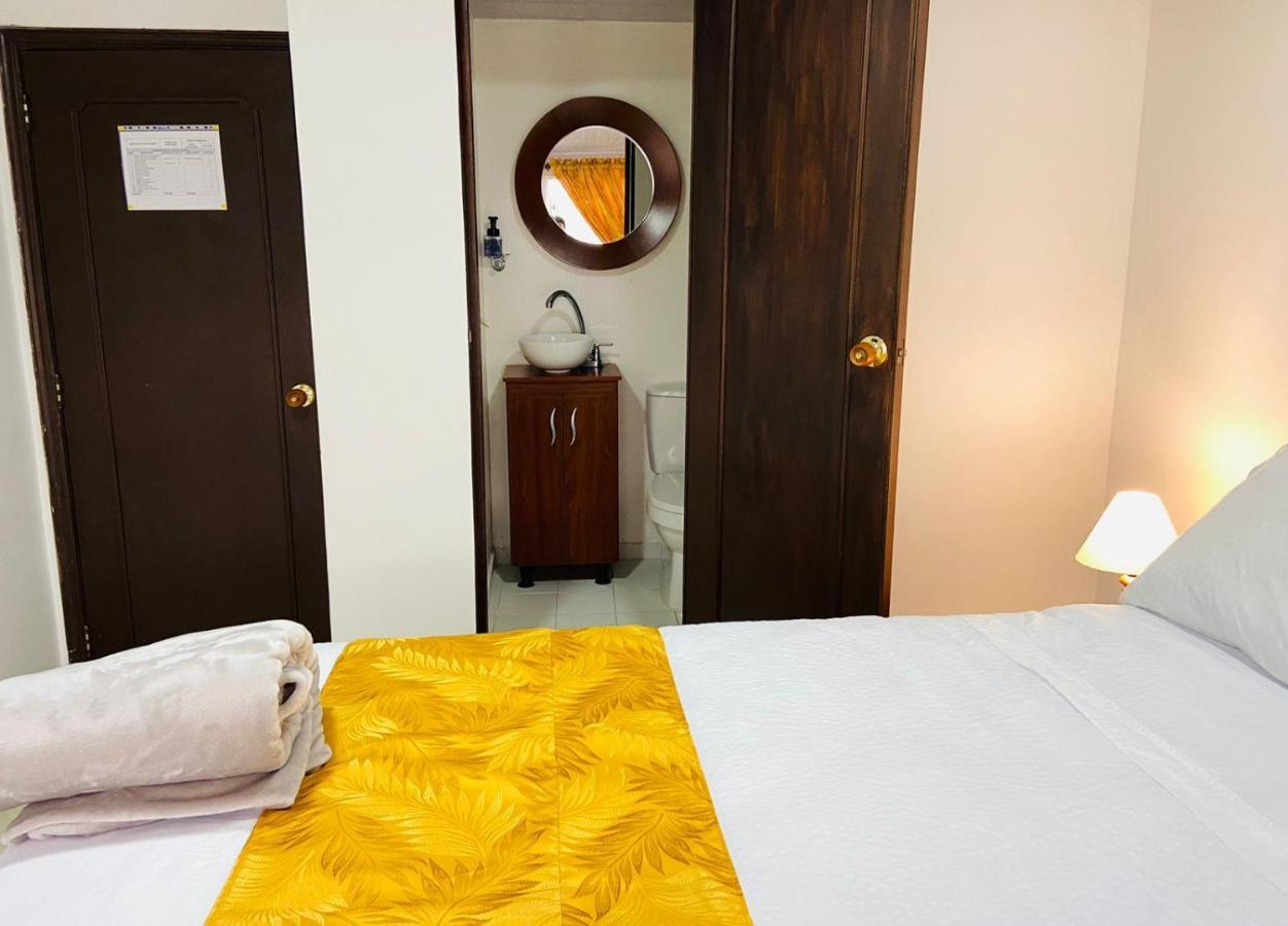 Hostal Casa Los Andes Hotel - Bogota, Bogota